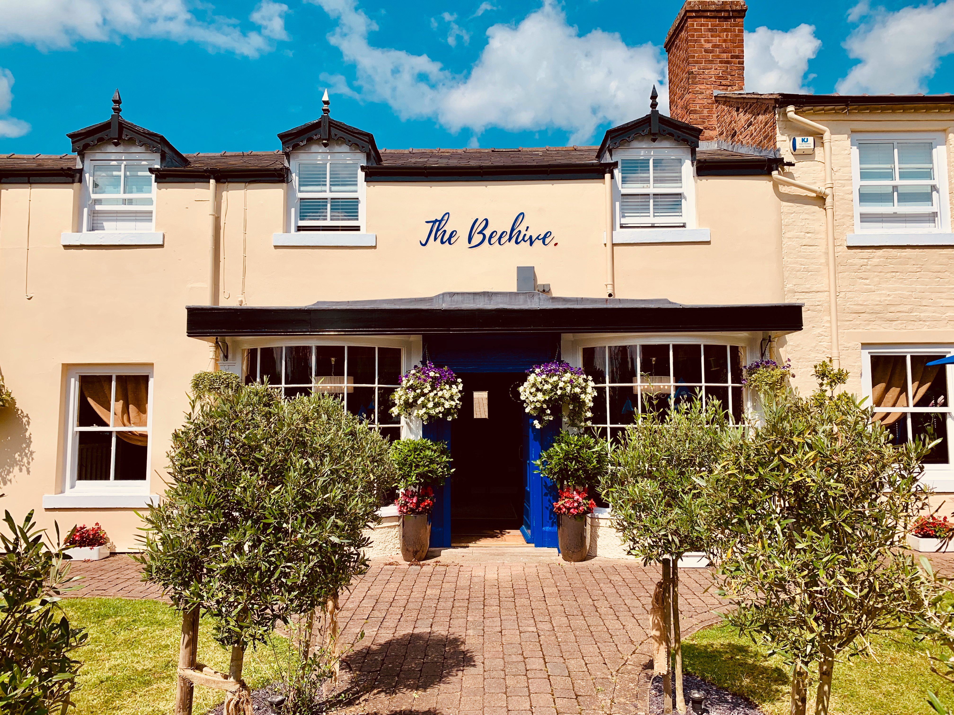 The Beehive Pub-官方