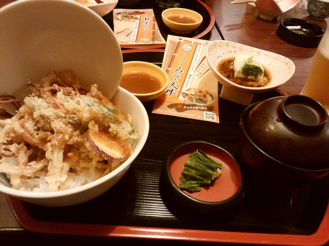 いずみ屋
