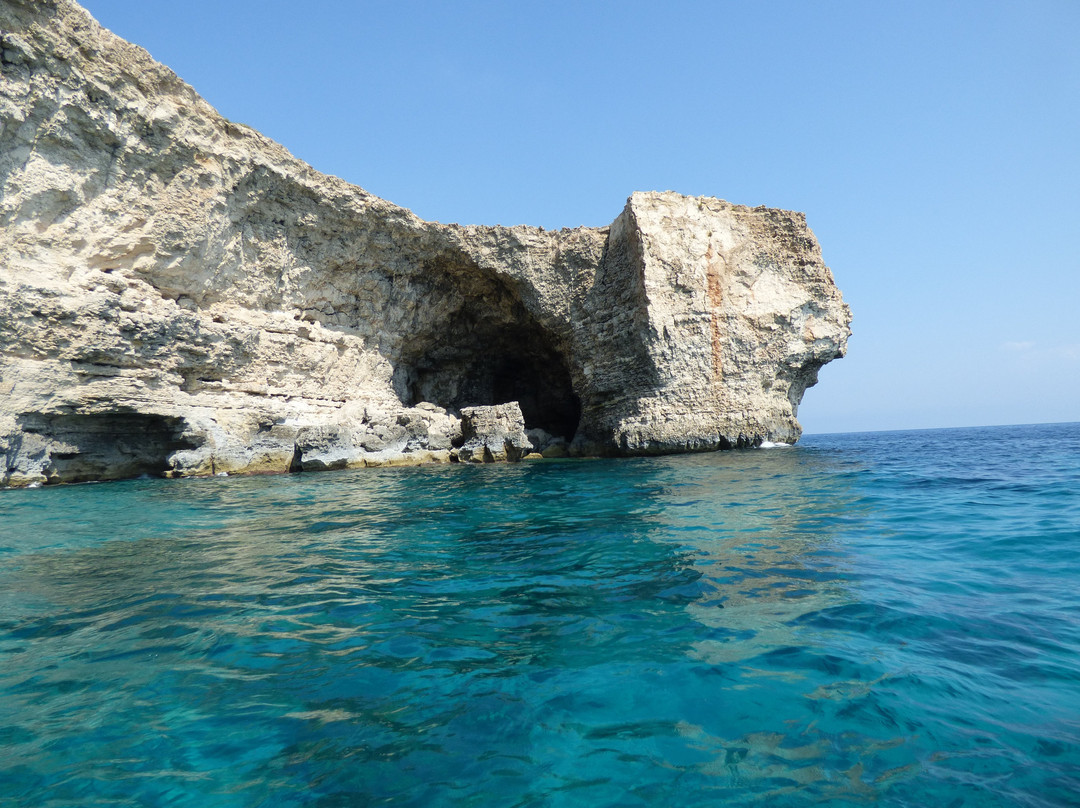 Dragut Charters-斯利马必去景点