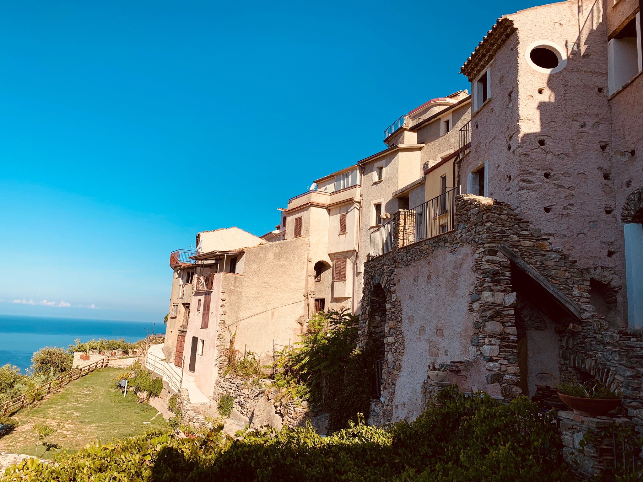 EcoBelmonte Albergo Diffuso-官方