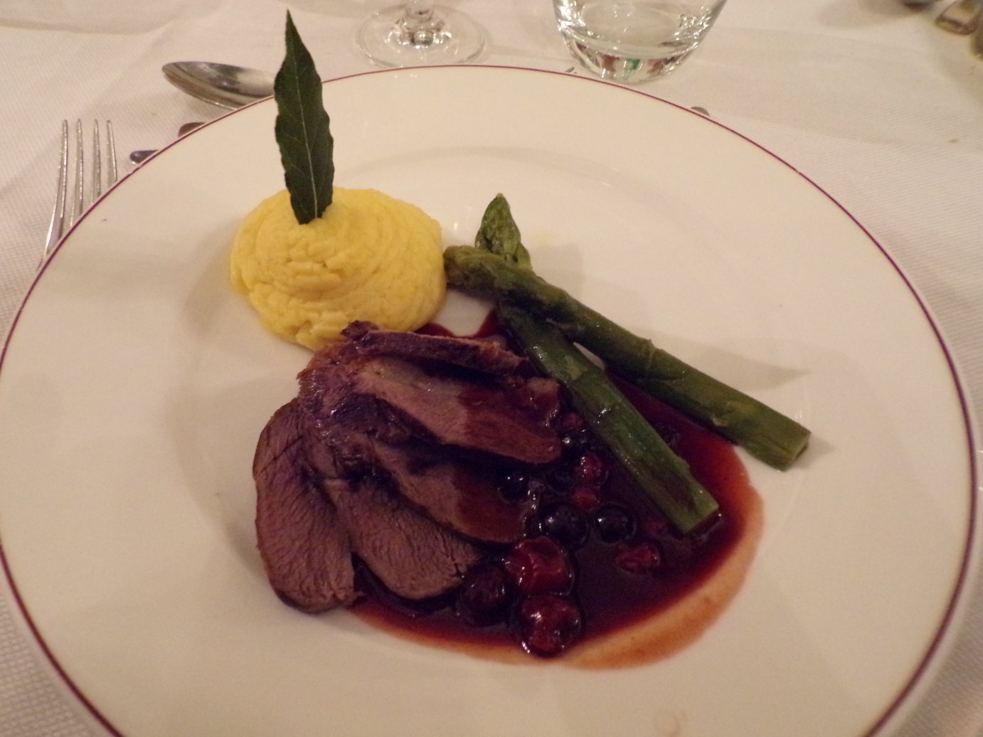 里勒弗勒里酒店及餐厅 - 阿瓦隆-餐饮