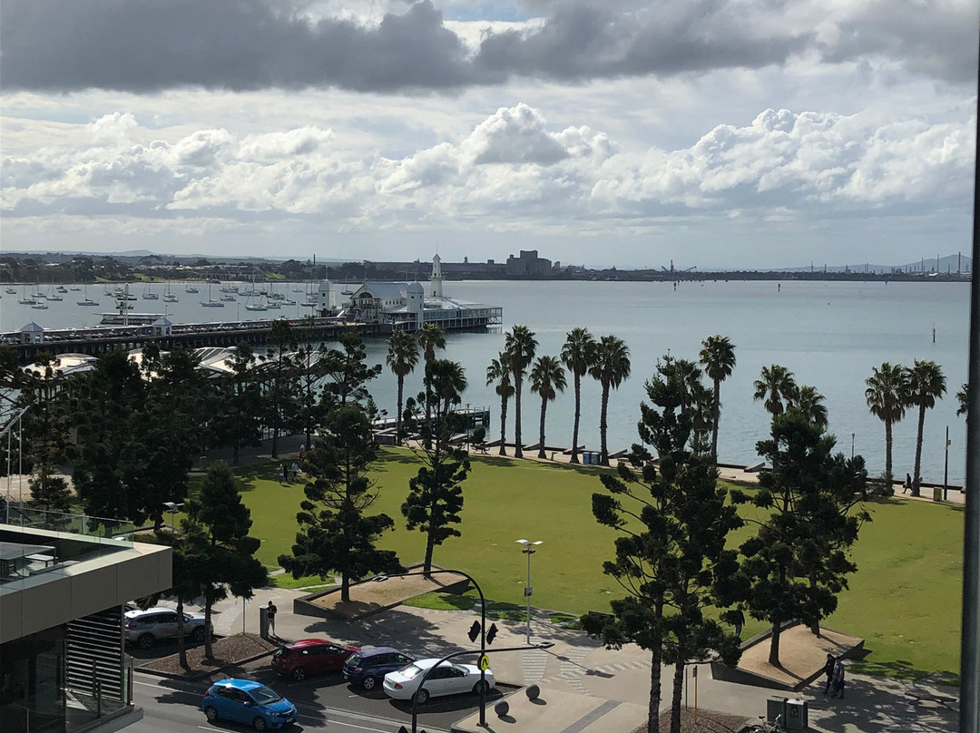 吉朗诺富特酒店主图