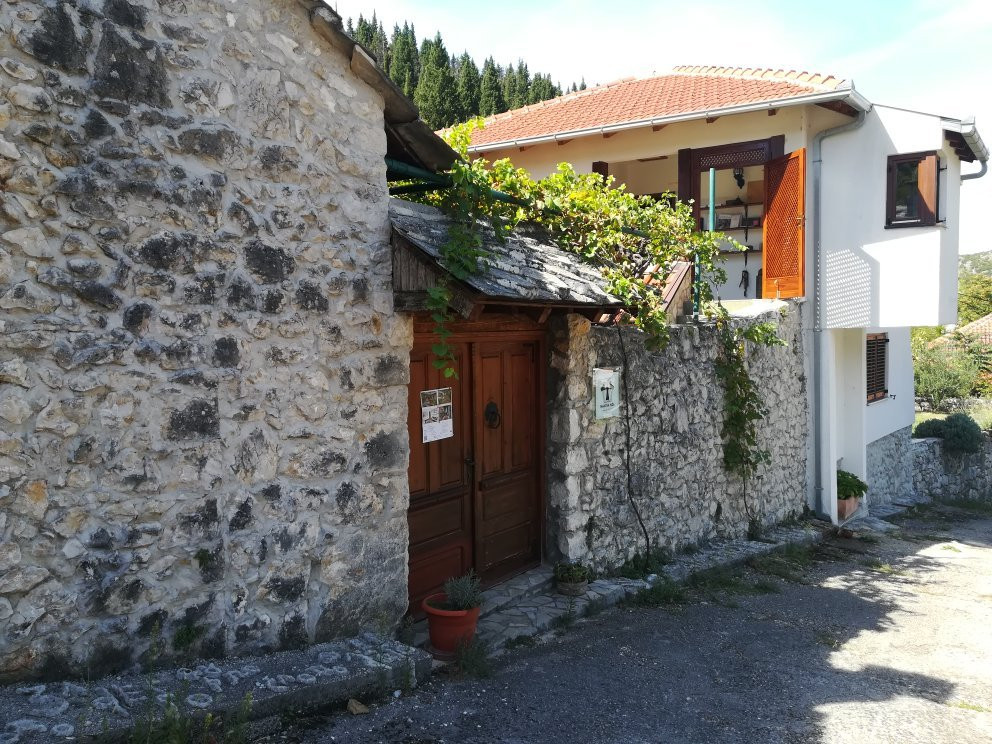 The Mak House / Makova Hiža景点图片