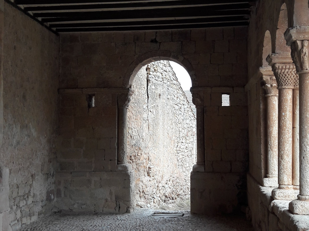 Iglesia de San Pedro de Caracena-Caracena必去景点