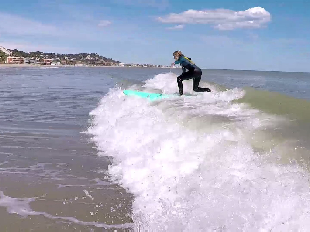 Dolmen True to Adventure-卡斯特尔德费尔斯必去景点