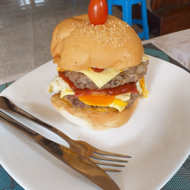 VB Soy Bean Milk & Big Burger