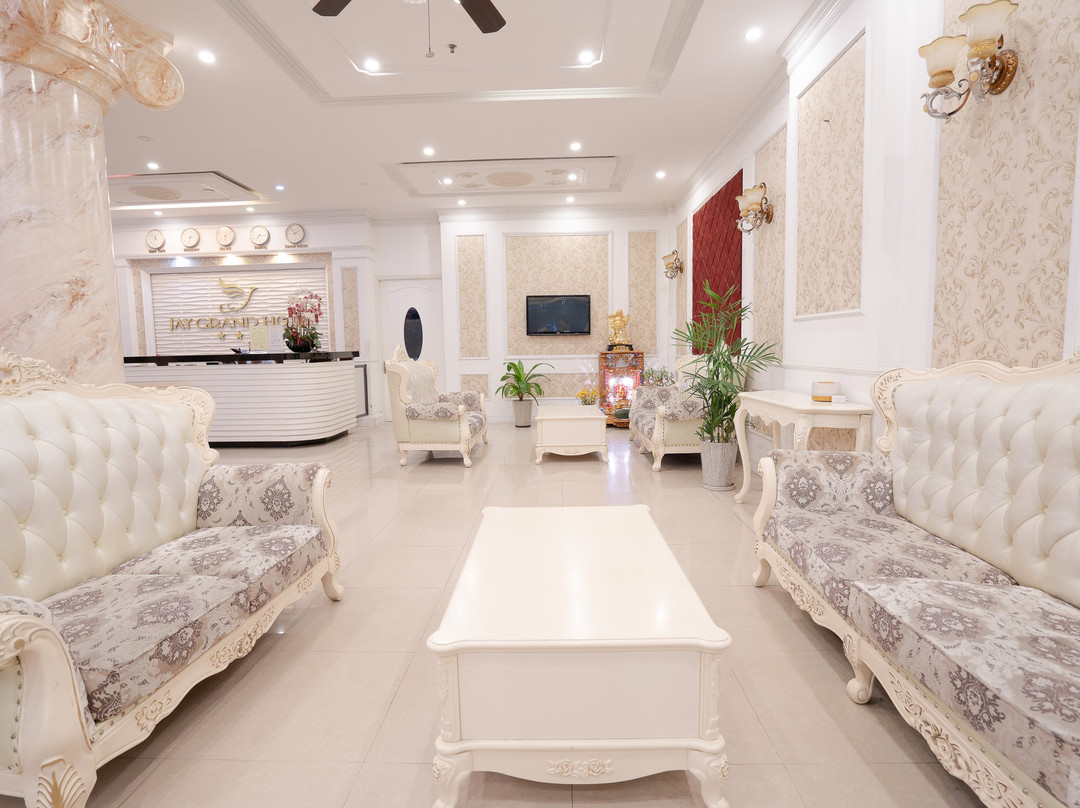 Jay Grand Hotel主图