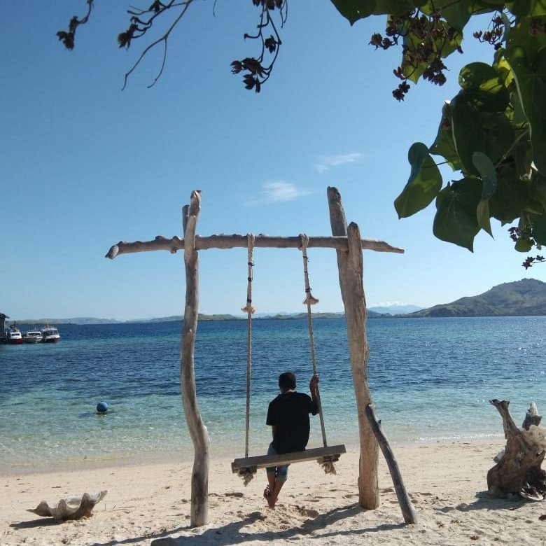 Kanawa Island景点图片
