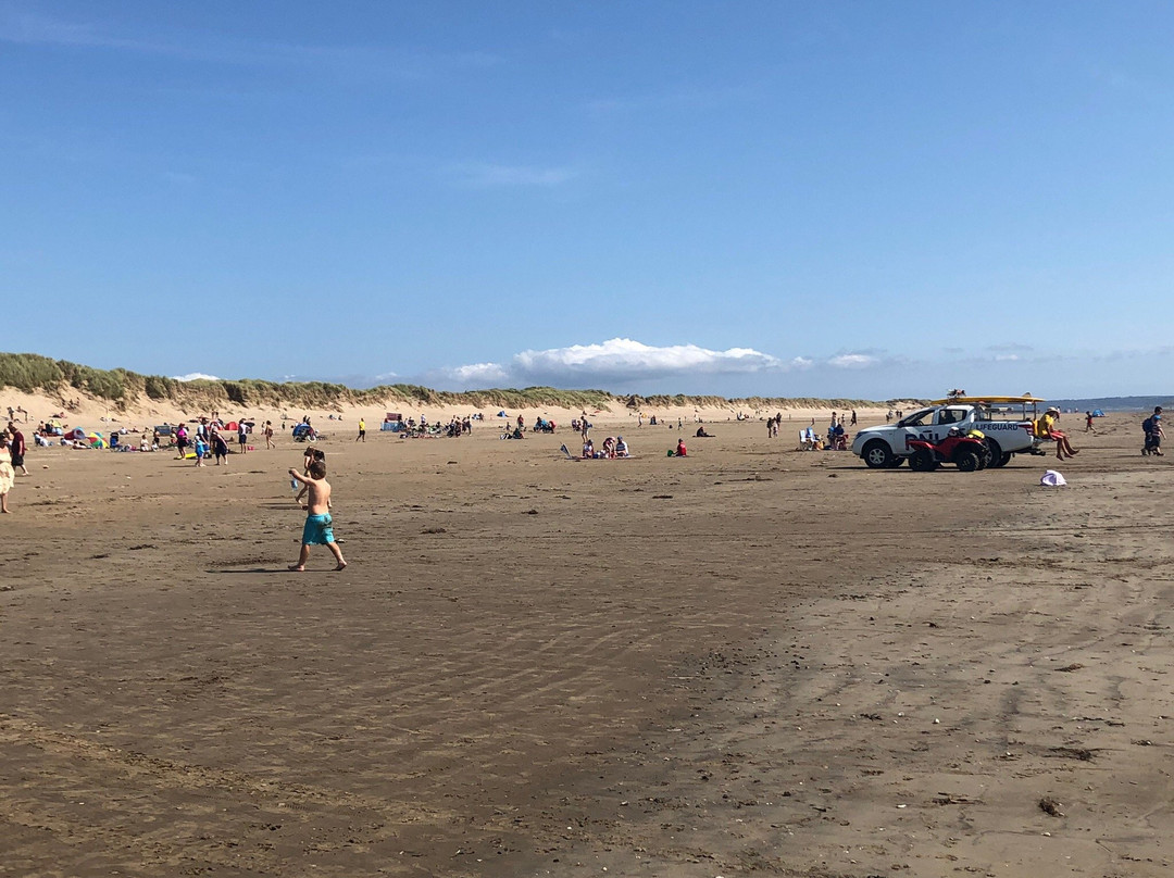 Pembrey Country Park and Beach景点图片