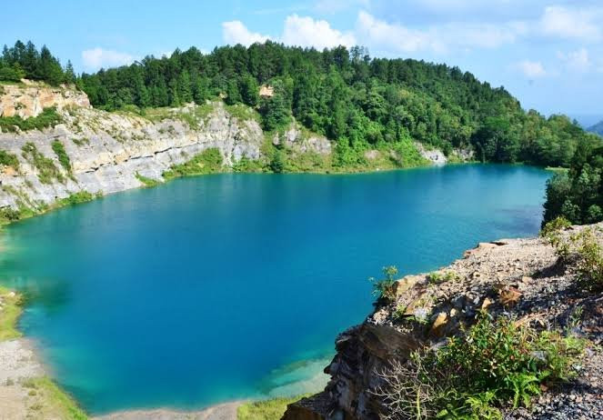 Danau Biru Sawahlunto景点图片