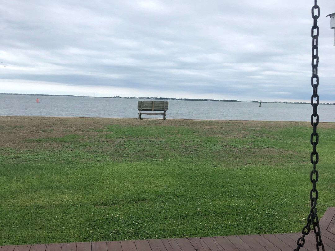 Riverside Motel主图