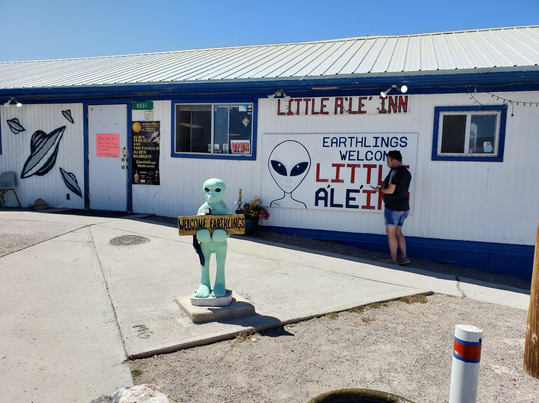 Little A'Le'Inn主图