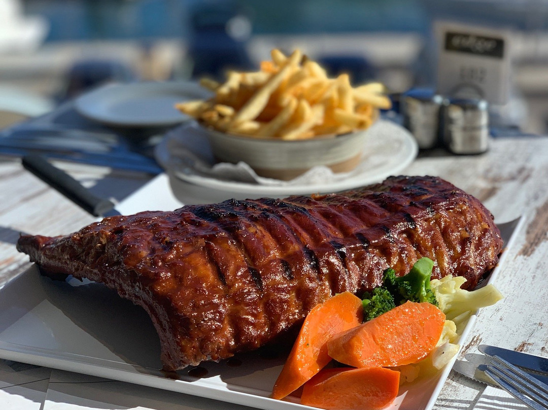 Marina's Edge Restaurant