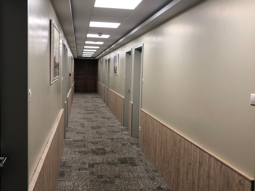 Hunor Hotel es Etterem主图