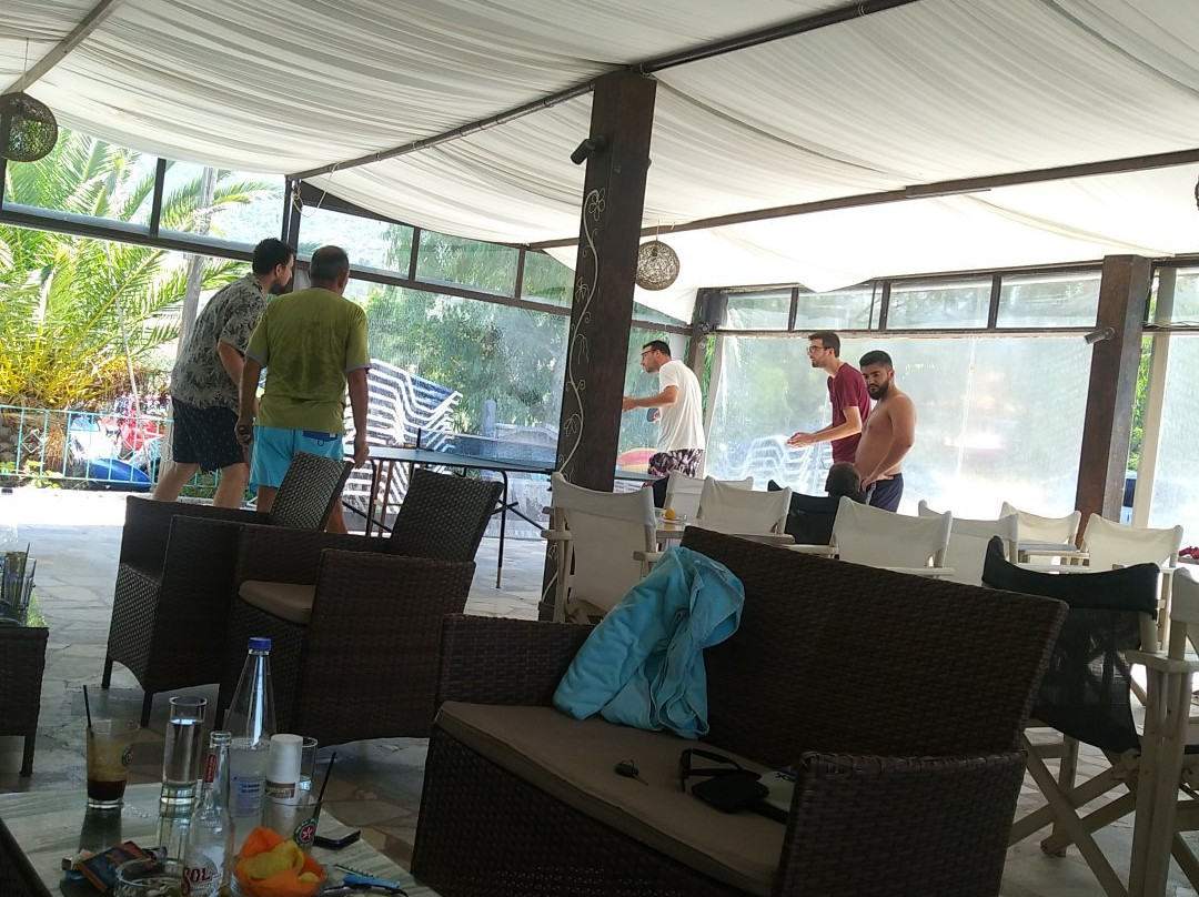 Jalouse Beach Bar景点图片