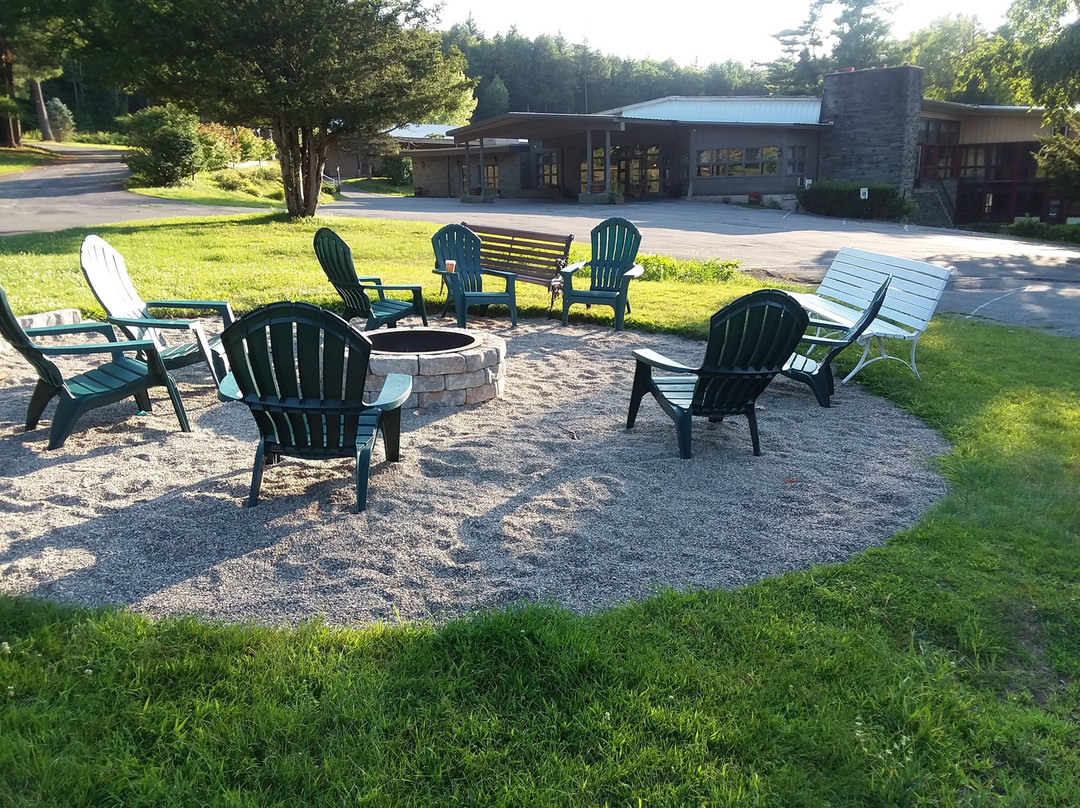 Roaring Brook Ranch Resort主图