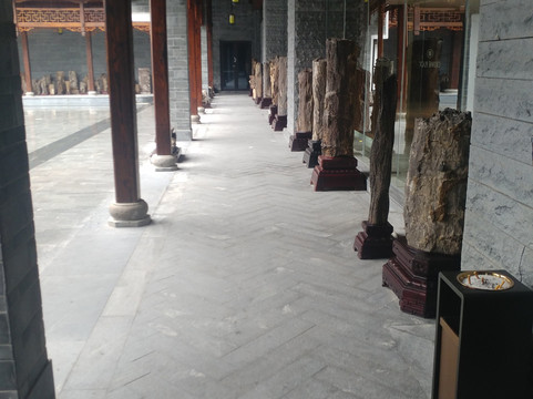 张家界纳百利豪生度假酒店主图