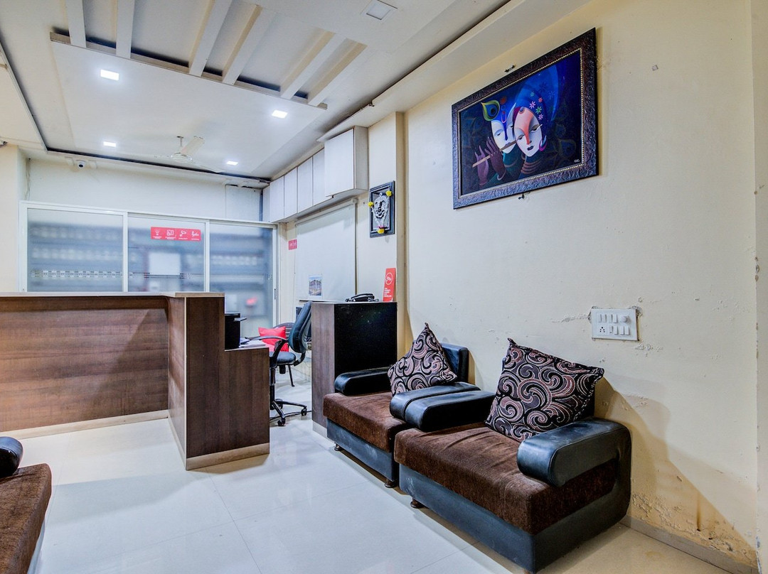 OYO 24125 Hotel Aakash主图