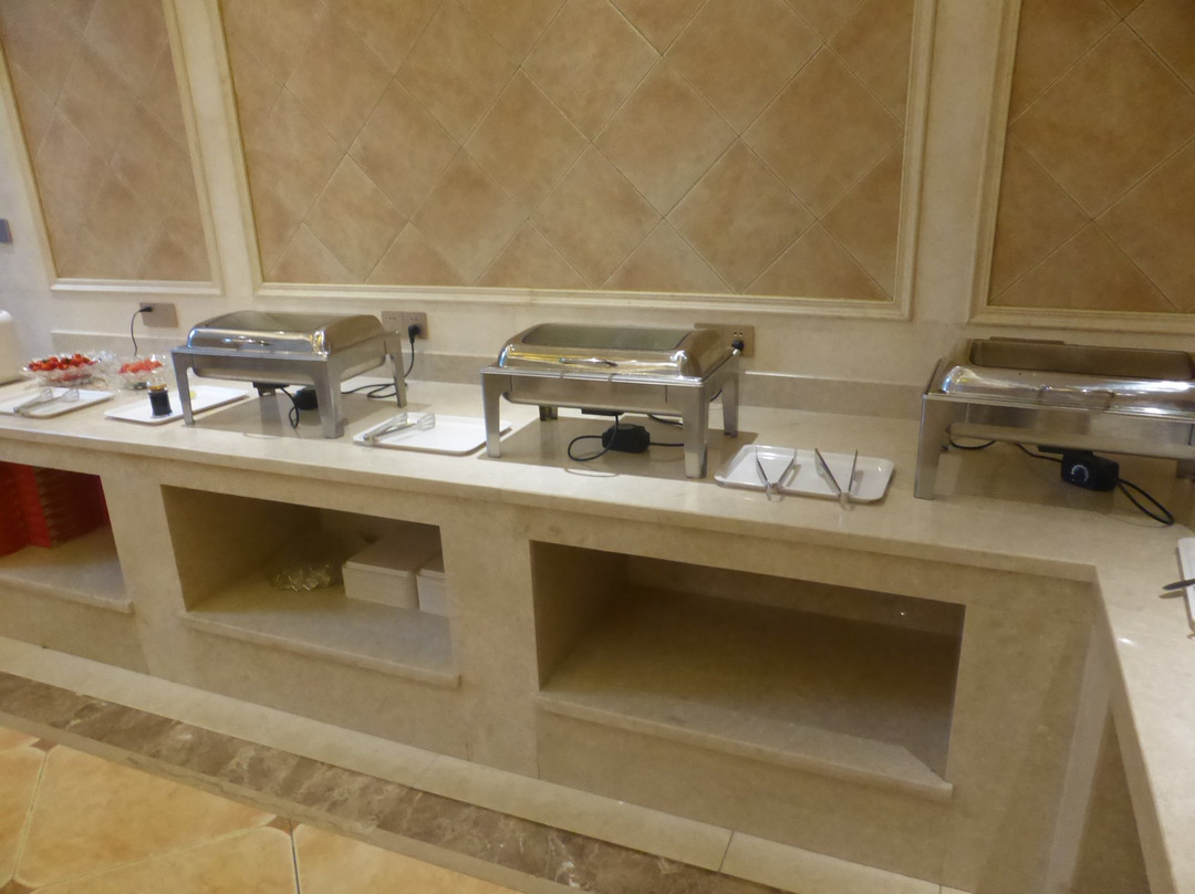 維也納酒店 肇慶四会中心店主图