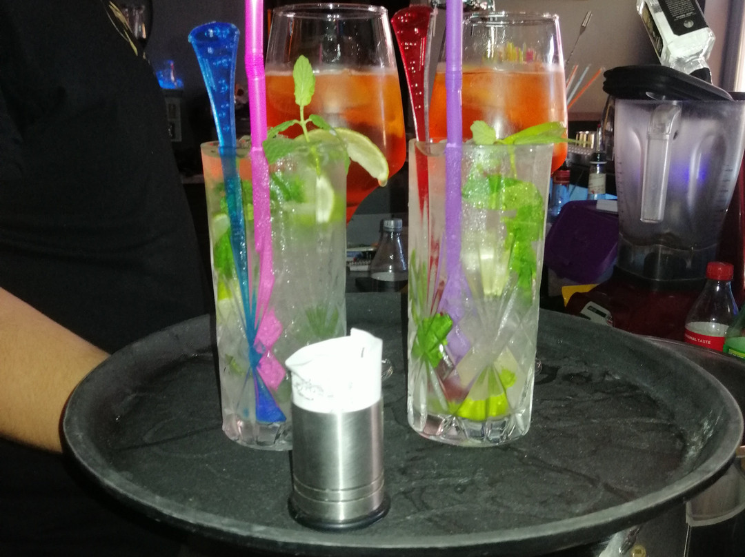 Moss Music Bar-Lixouri必去景点