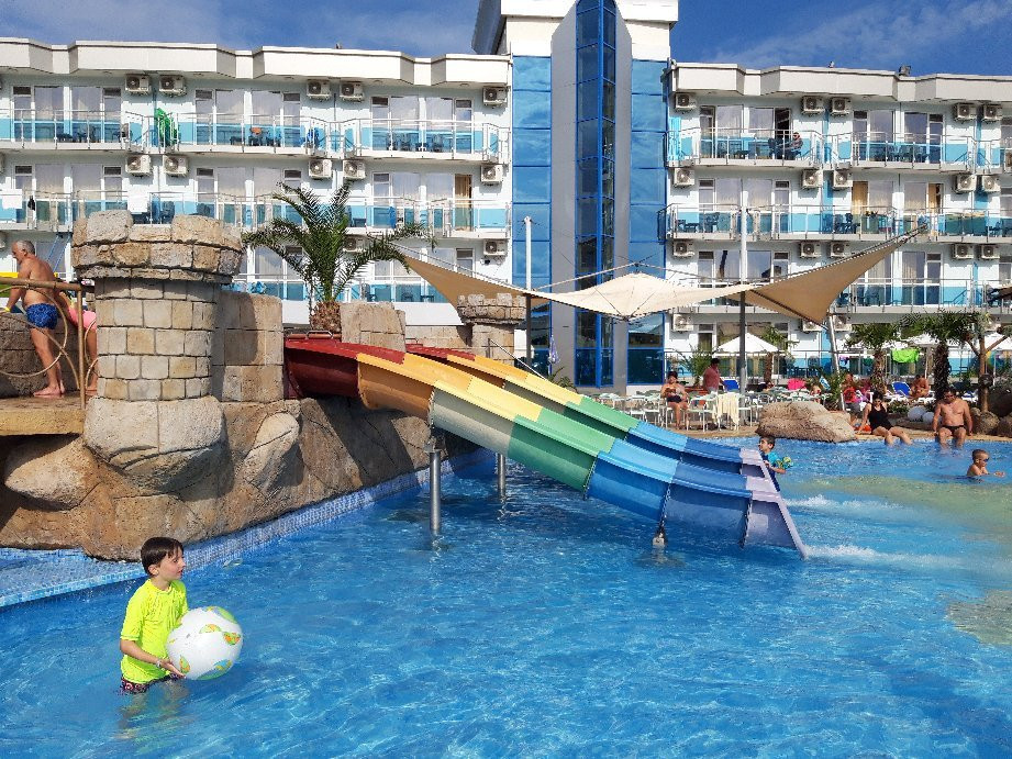 Mini-Aquapark Pirates of Caribbean景点图片