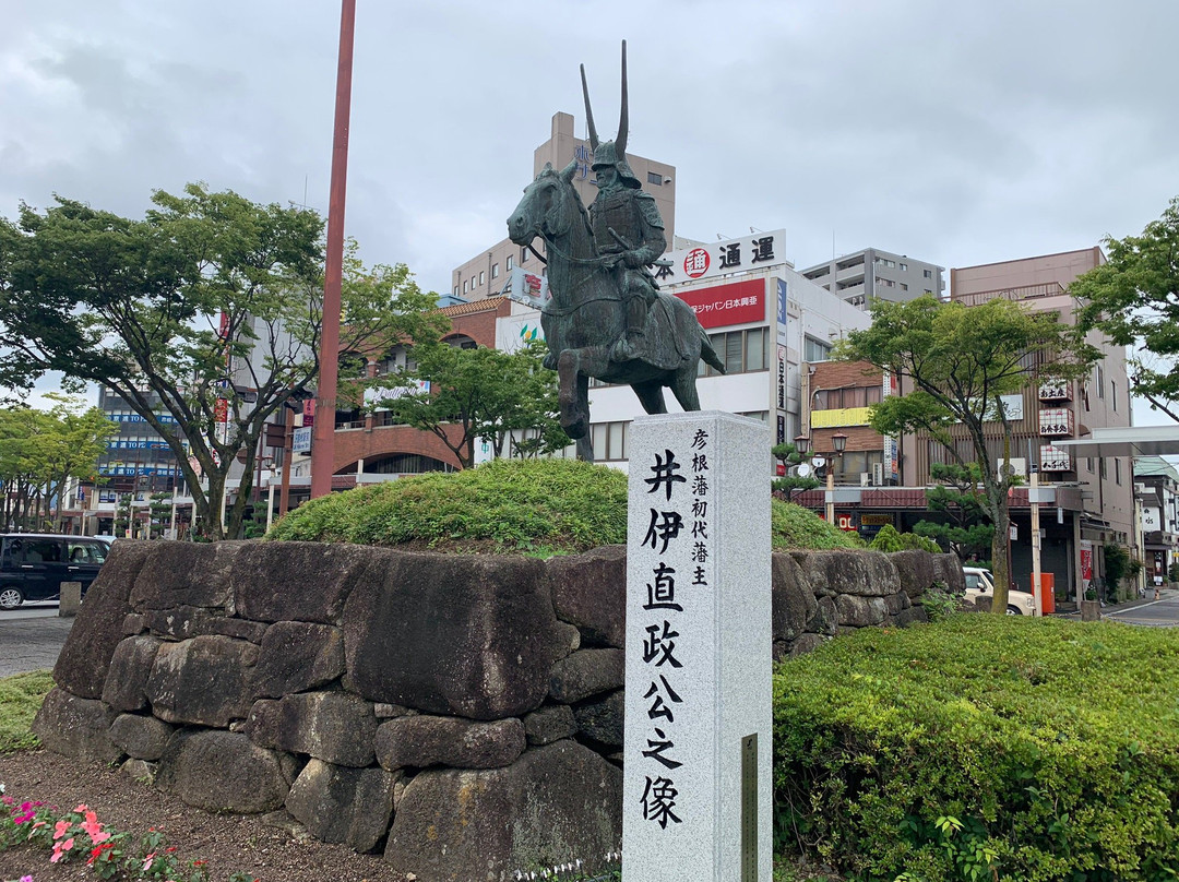 Ii Naomasa Statue-彦根市必去景点