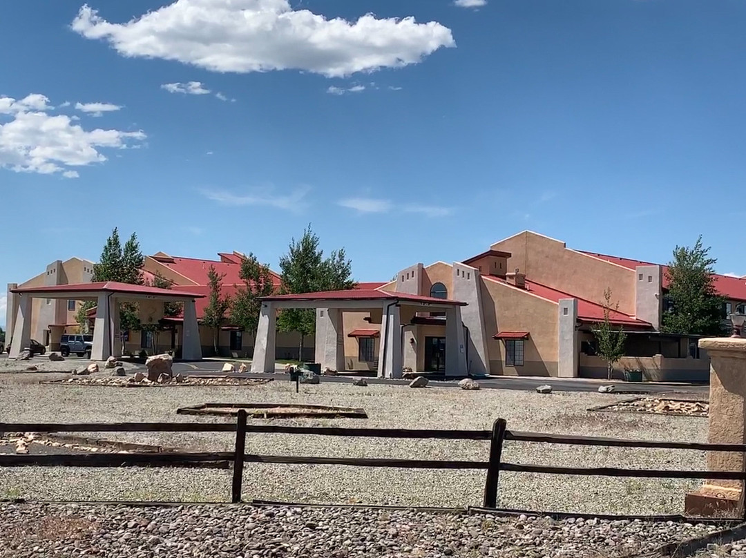 Comfort Inn & Suites主图