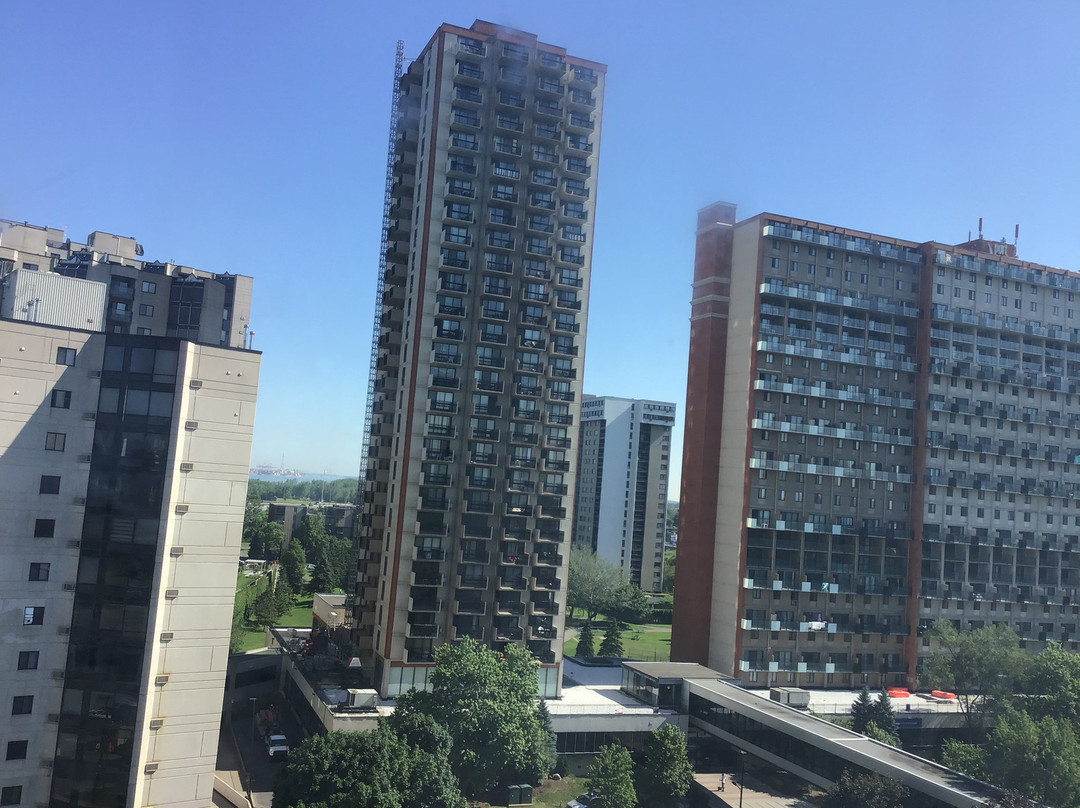 蒙特利尔桑德曼酒店 - 隆格伊主图