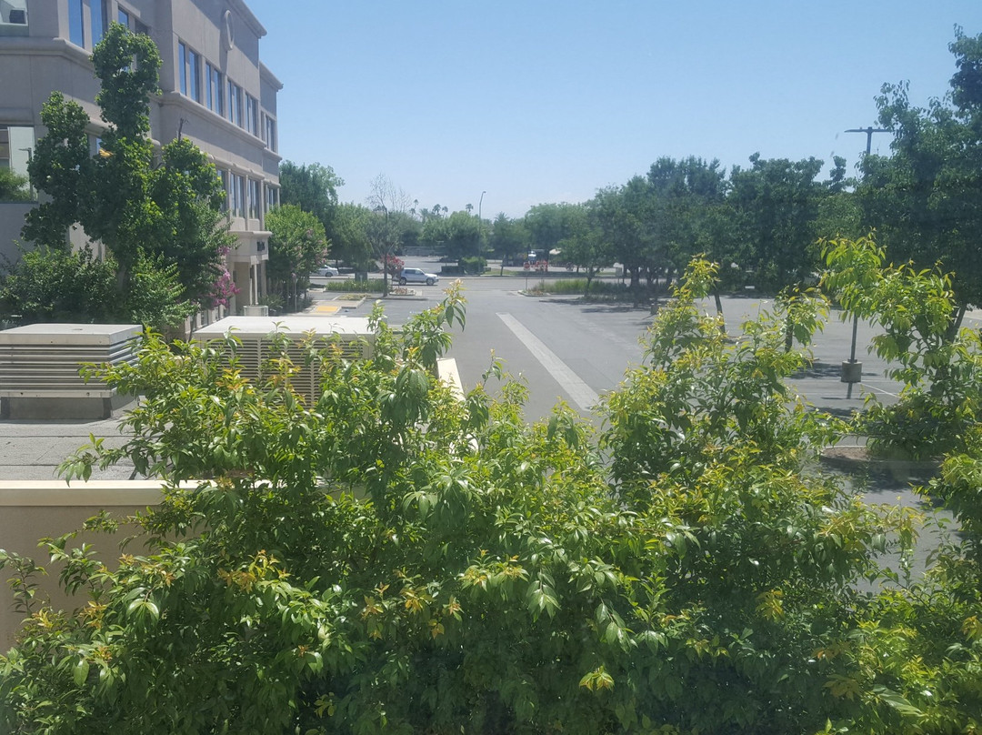 Hampton Inn & Suites Fresno主图