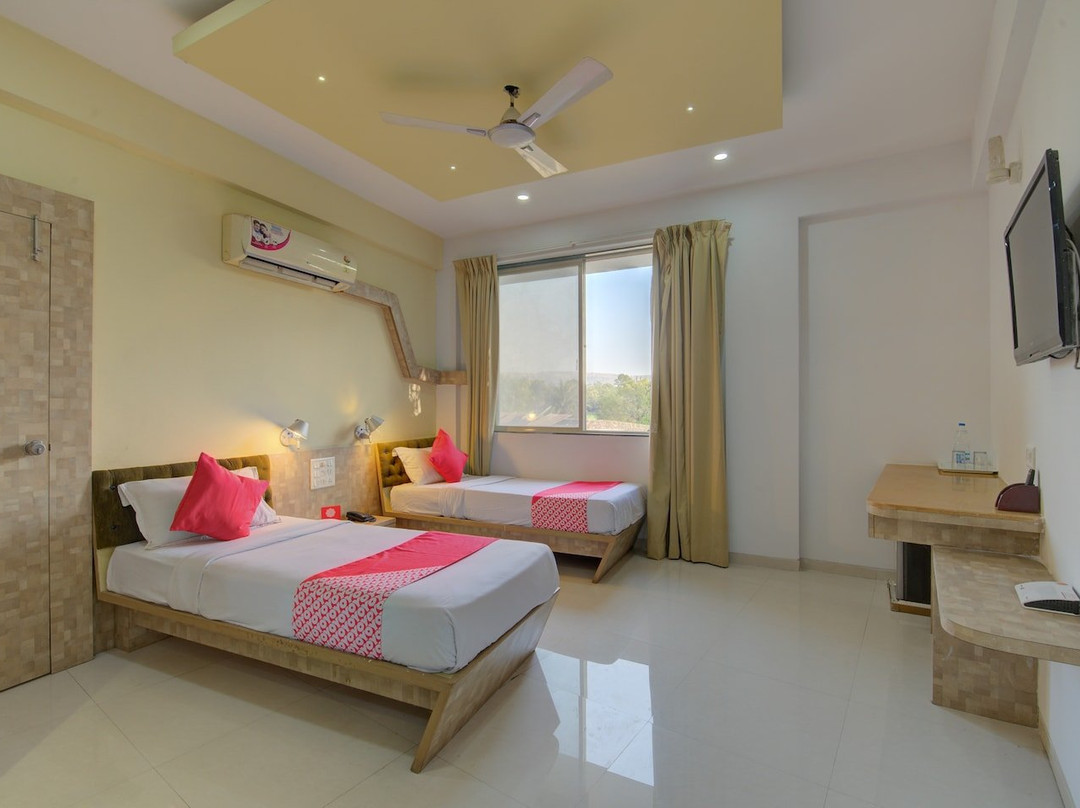 OYO 27740 Anantha Residency主图