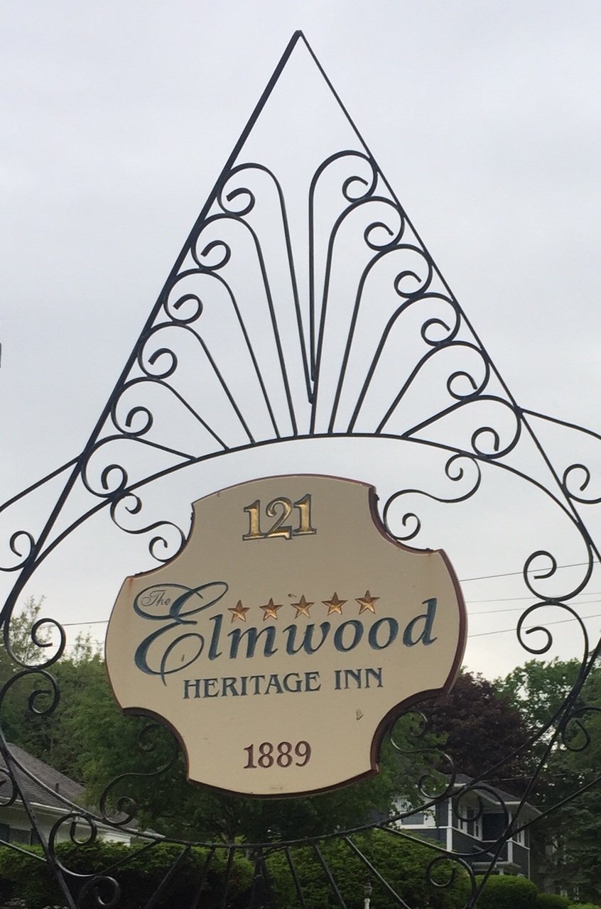 Elmwood Heritage Inn-浴室