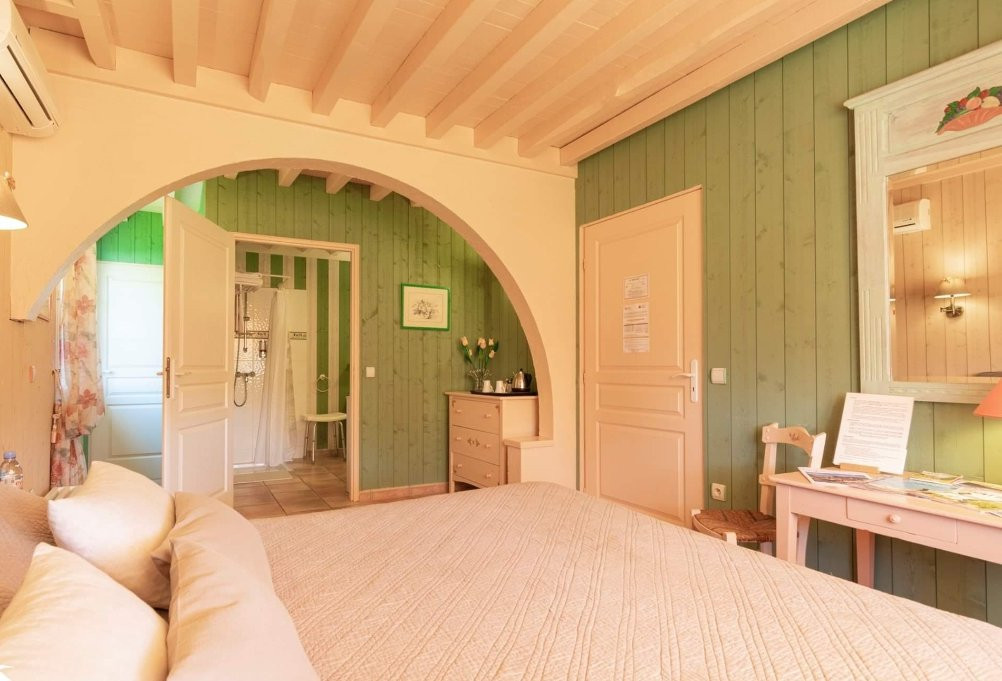 La Méniguère主图