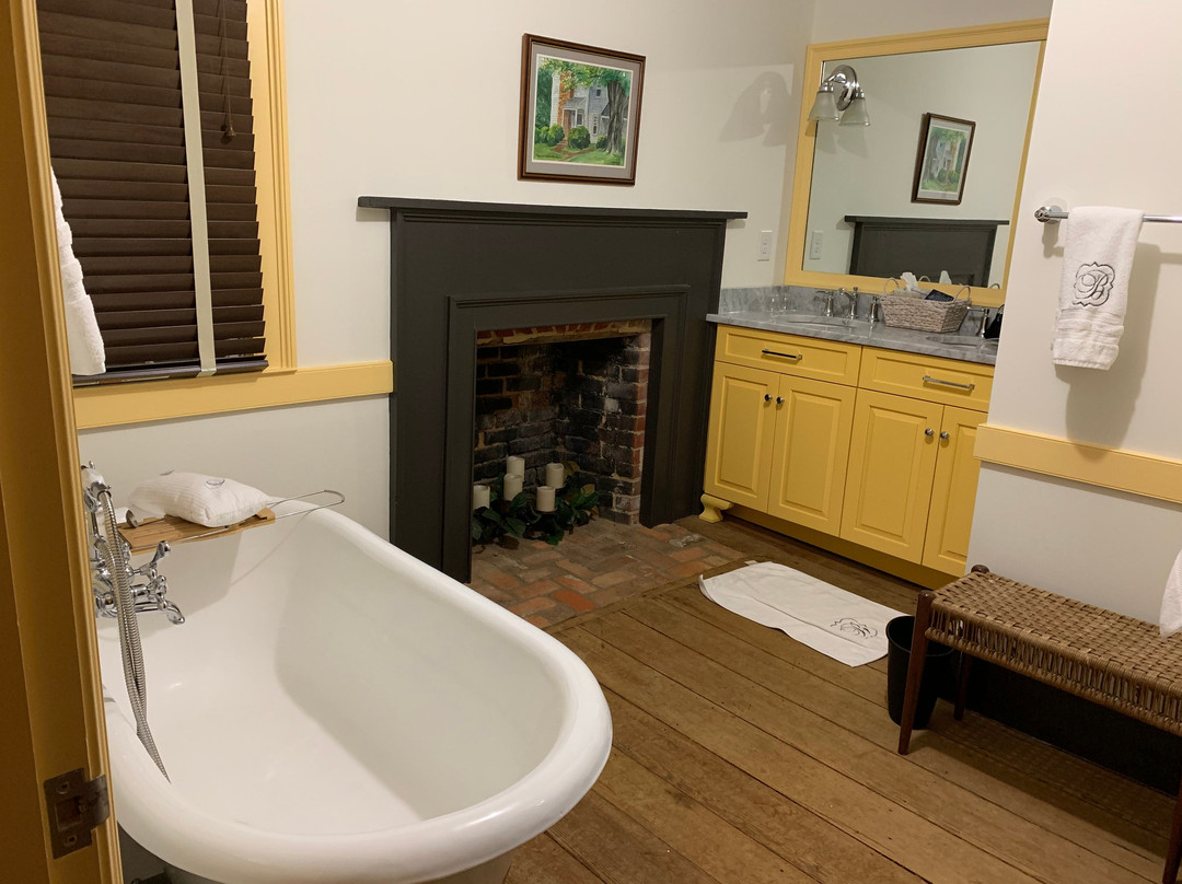 The Bellemonte House主图