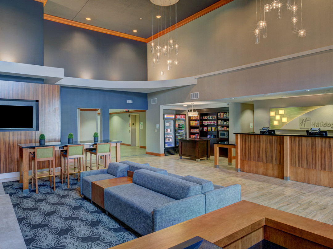 密尔沃基机场假日酒店主图