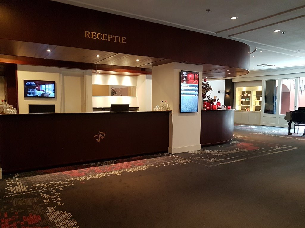 范德瓦尔克橘园剧院酒店主图