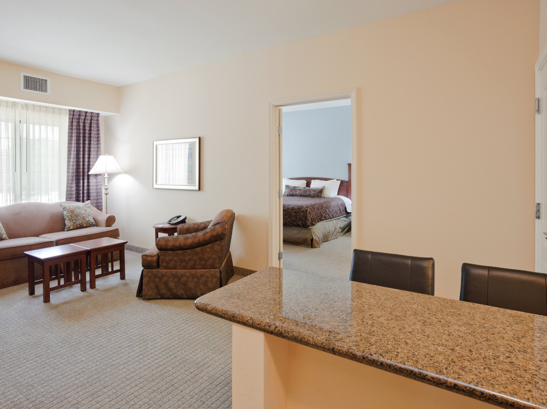 Staybridge Suites Lafayette-Airport by IHG主图