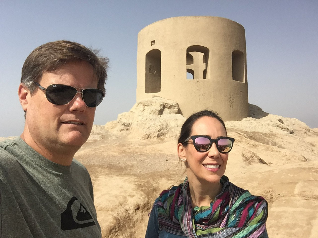 Atashgah - Zoroastrian Fire Temple景点图片