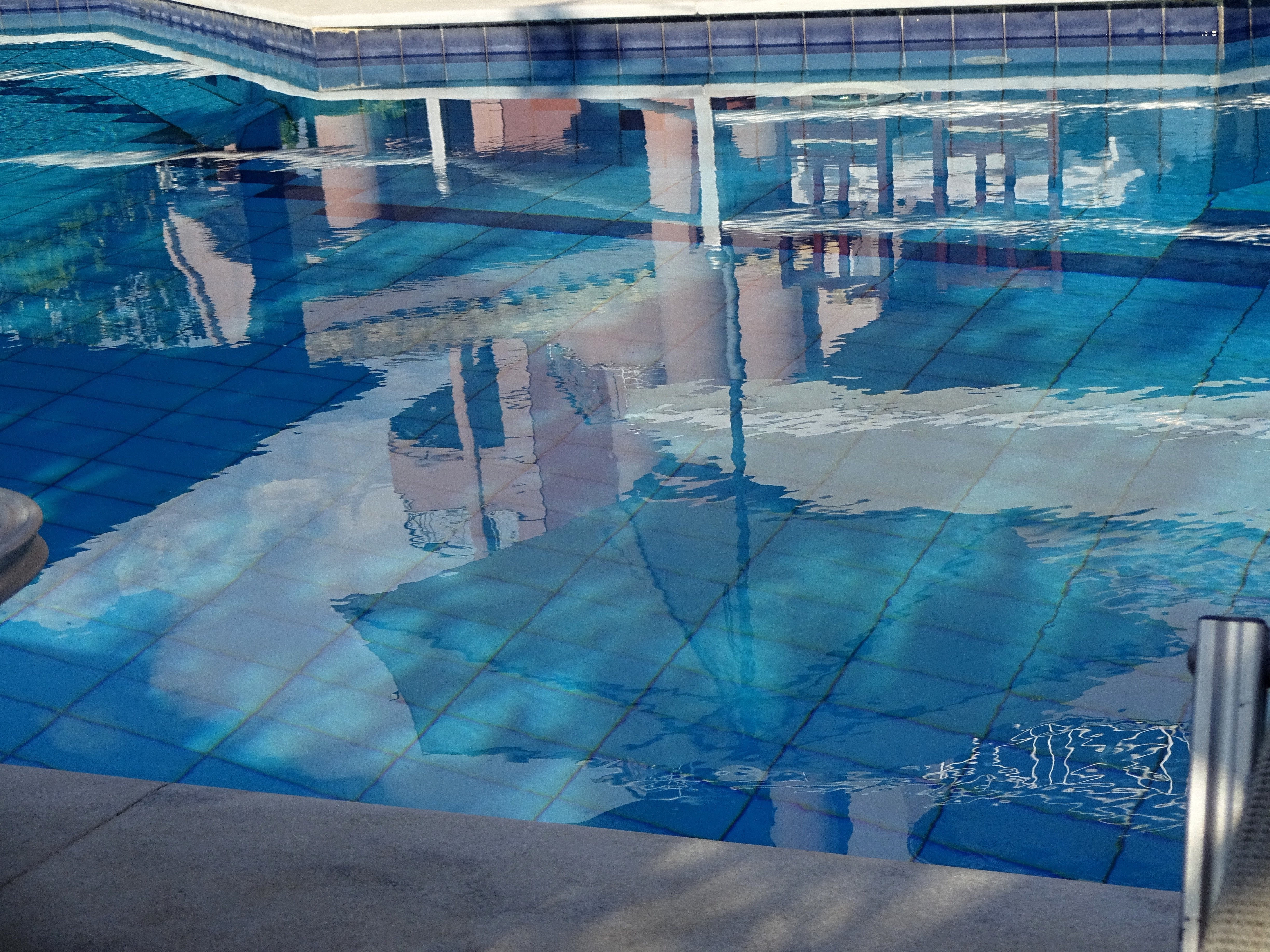 Hotel Philoxenia-泳池