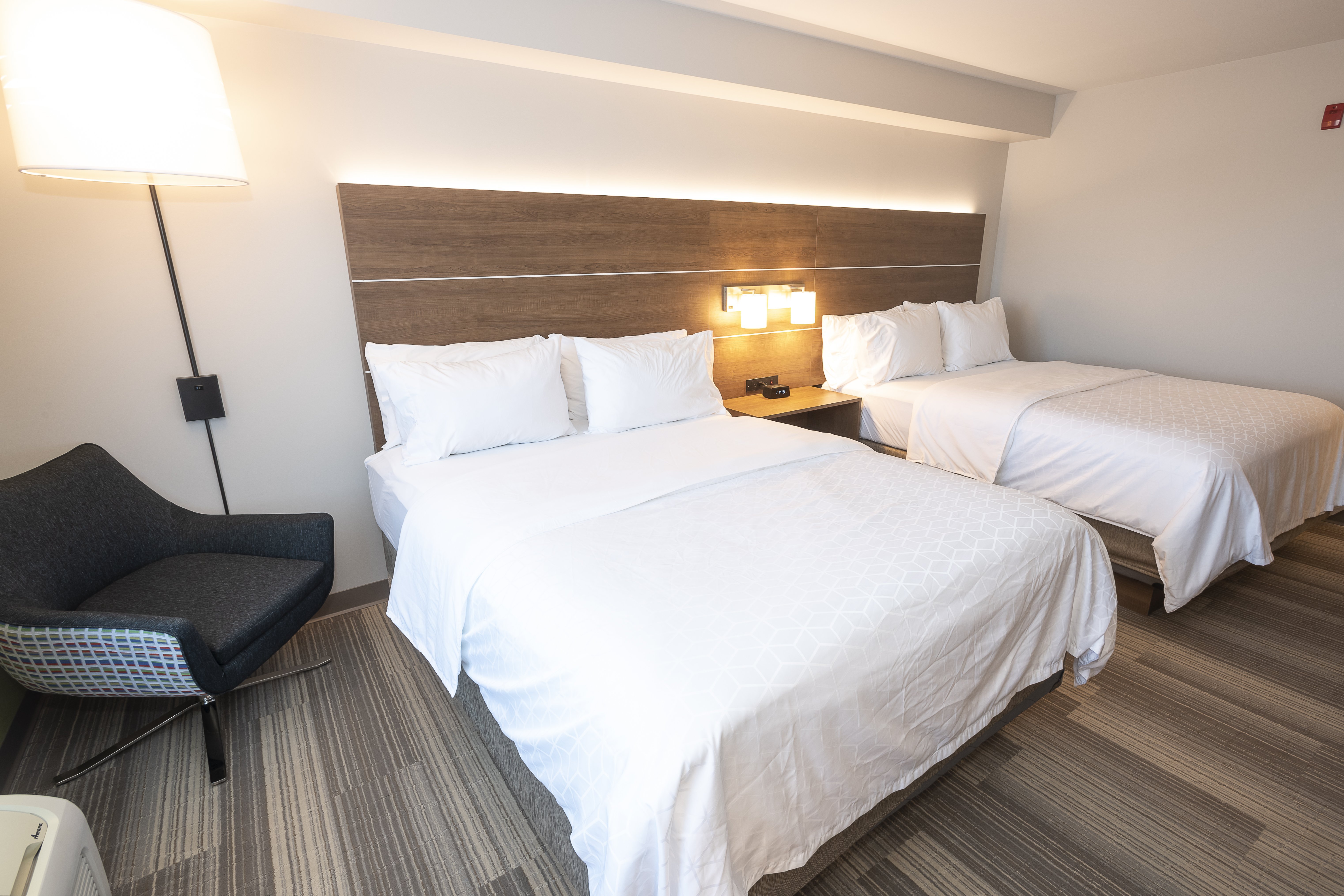 Holiday Inn Express & Suites Iron Mountain By IHG-官方