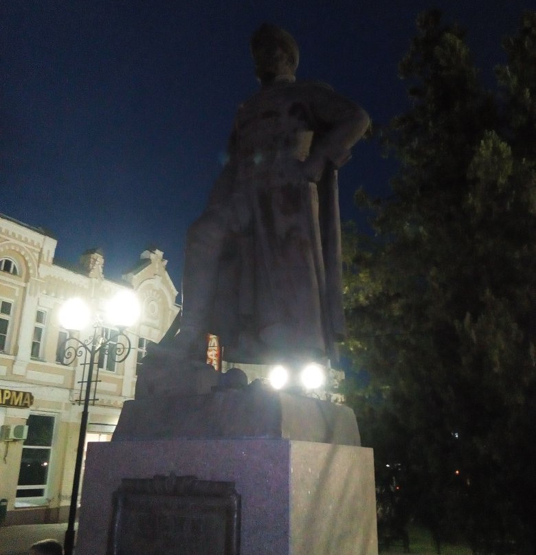 A.S. Shein Monument景点图片