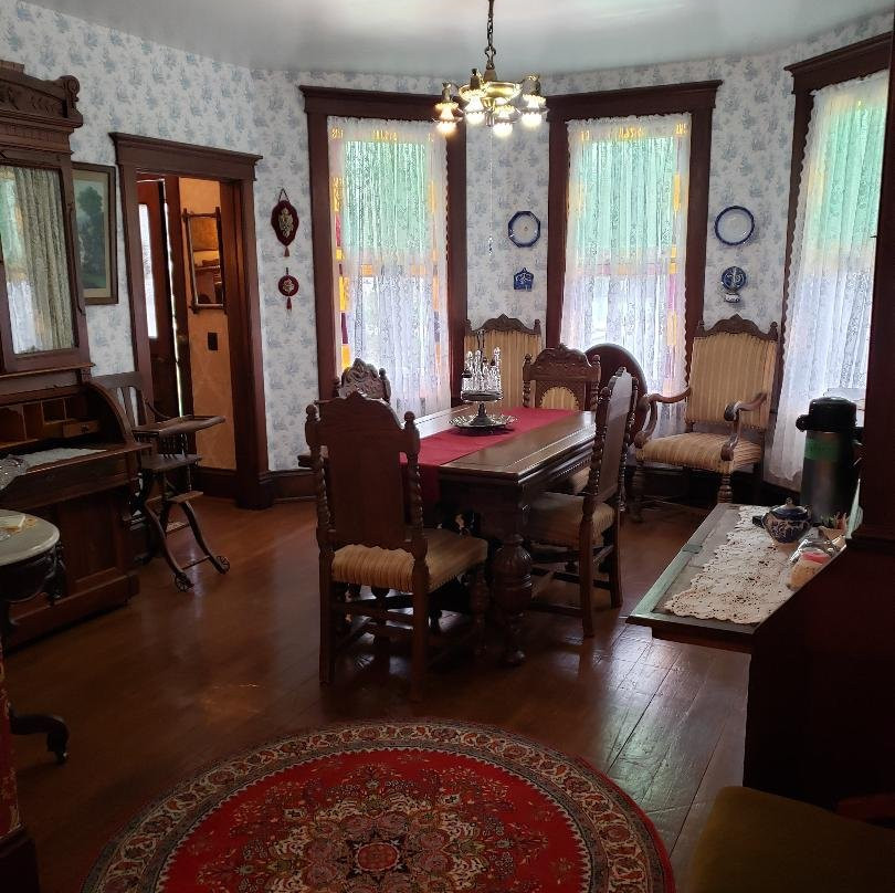 Judge Lewis House Bed & Breakfast主图