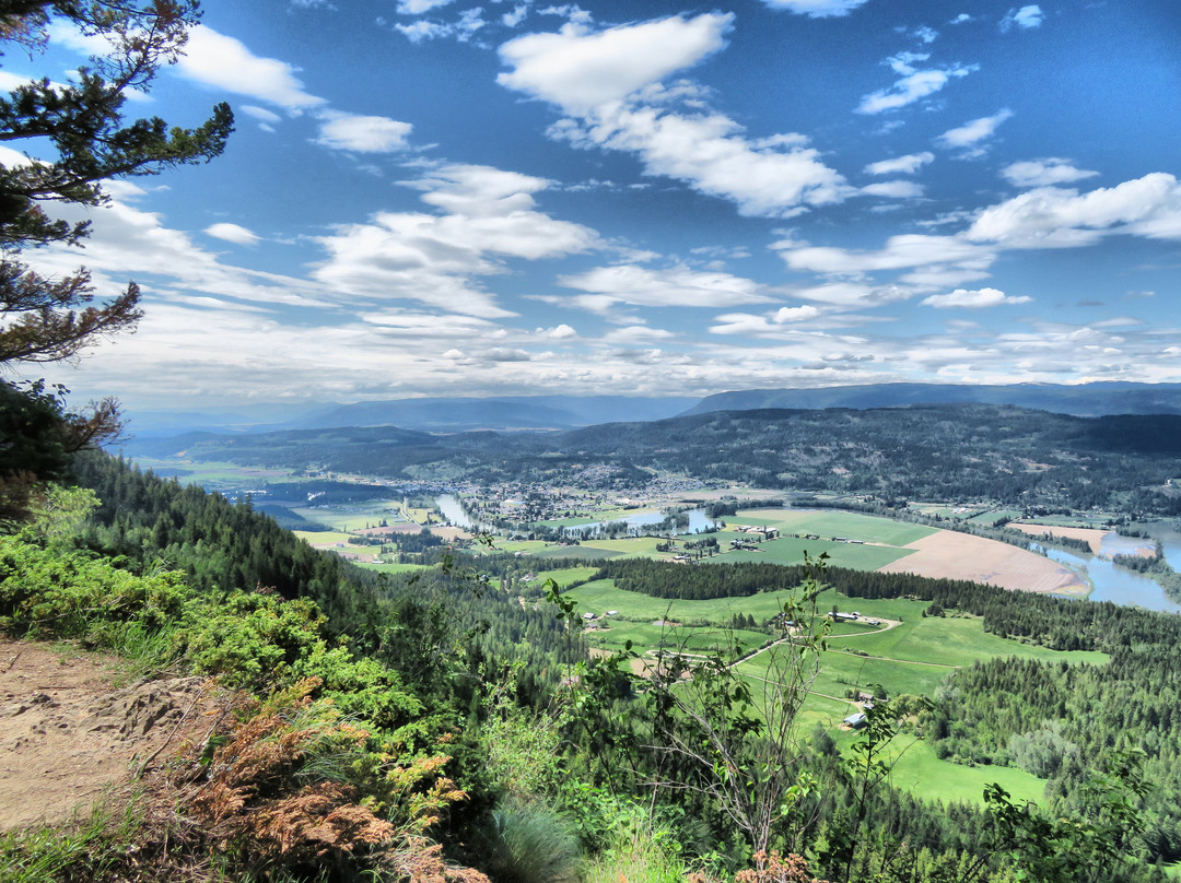 Enderby Cliffs Provincial Park景点图片