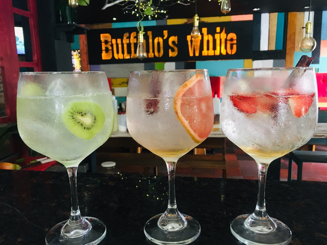 Nómadas Wings & Grill