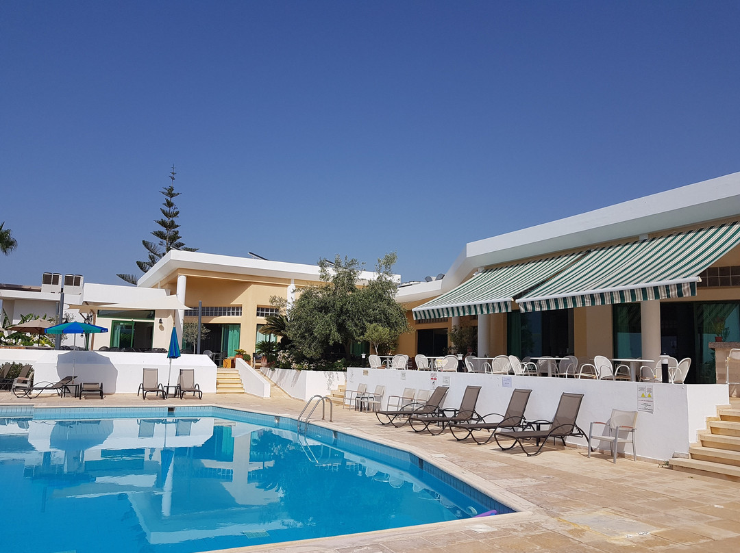 Natura Beach Hotel and Villas主图