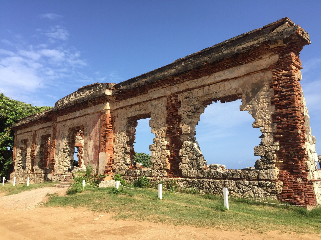 The Old Aguadilla Lighthouse Ruins景点图片