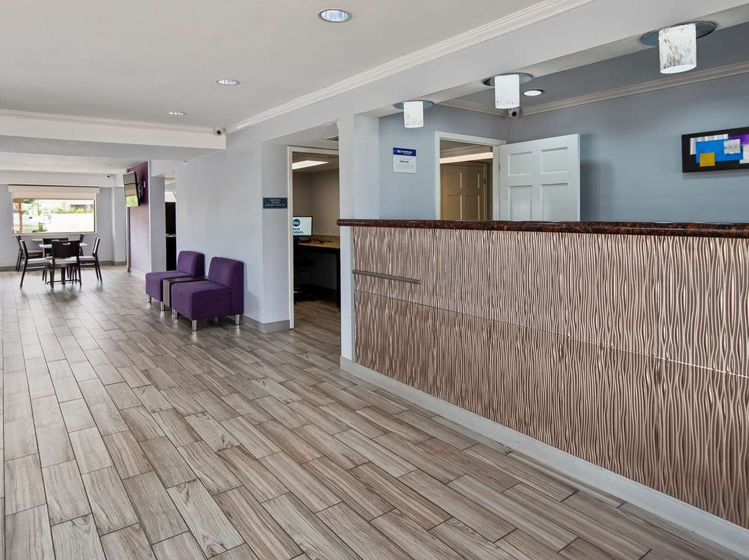 Best Western Garden Inn主图