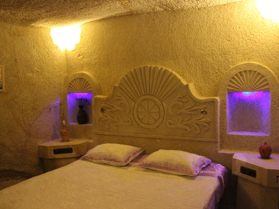 Dilek Tepesi Cave Hotel主图