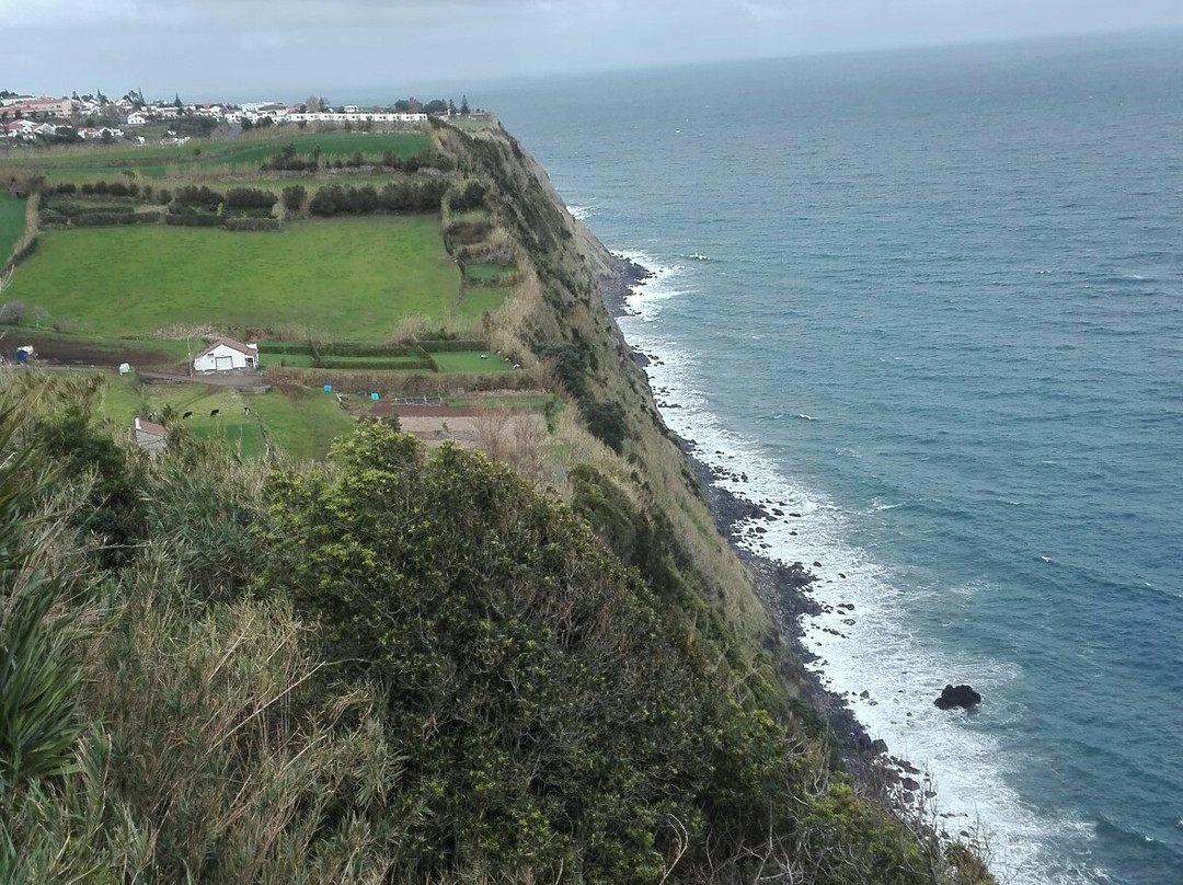 Farol do Arnel景点图片