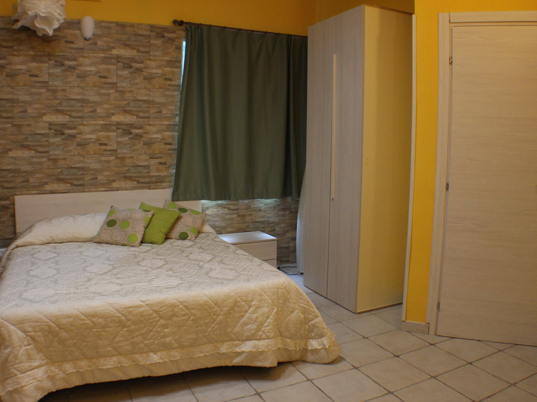 San Nicolò House主图