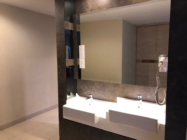 Lovina Inn Penuin主图